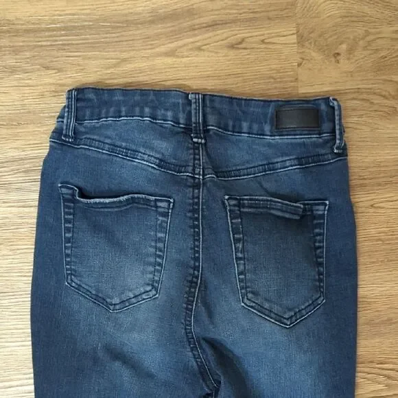 Women's Blue Jeans - Picture 8 of 8